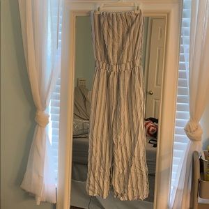 pacsun jumper , love it but it’s to small for me